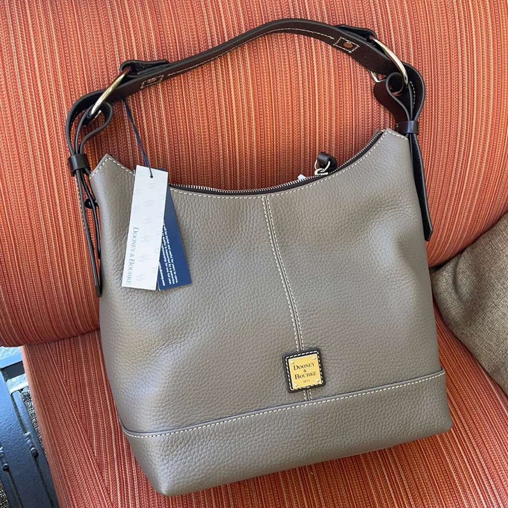 NWT Dooney & Bourke “Gracie” bag